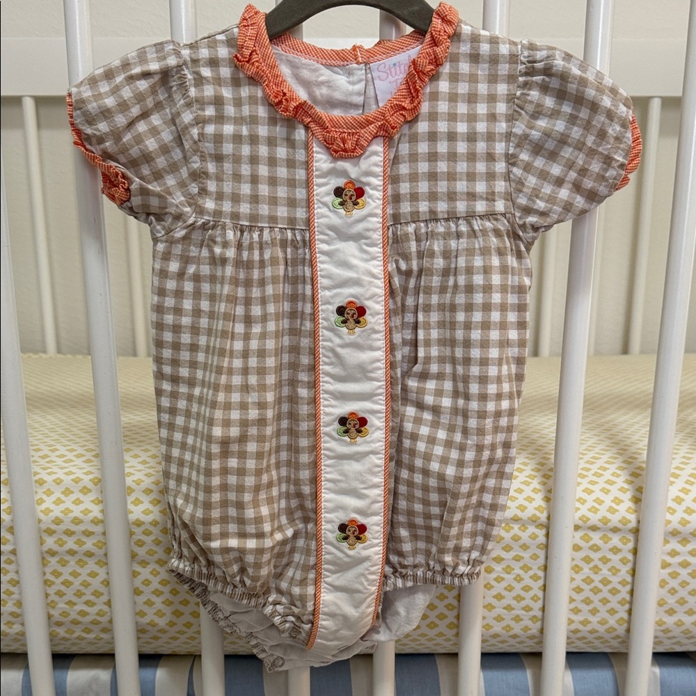 Brown and White Gingham Turkey Bubble